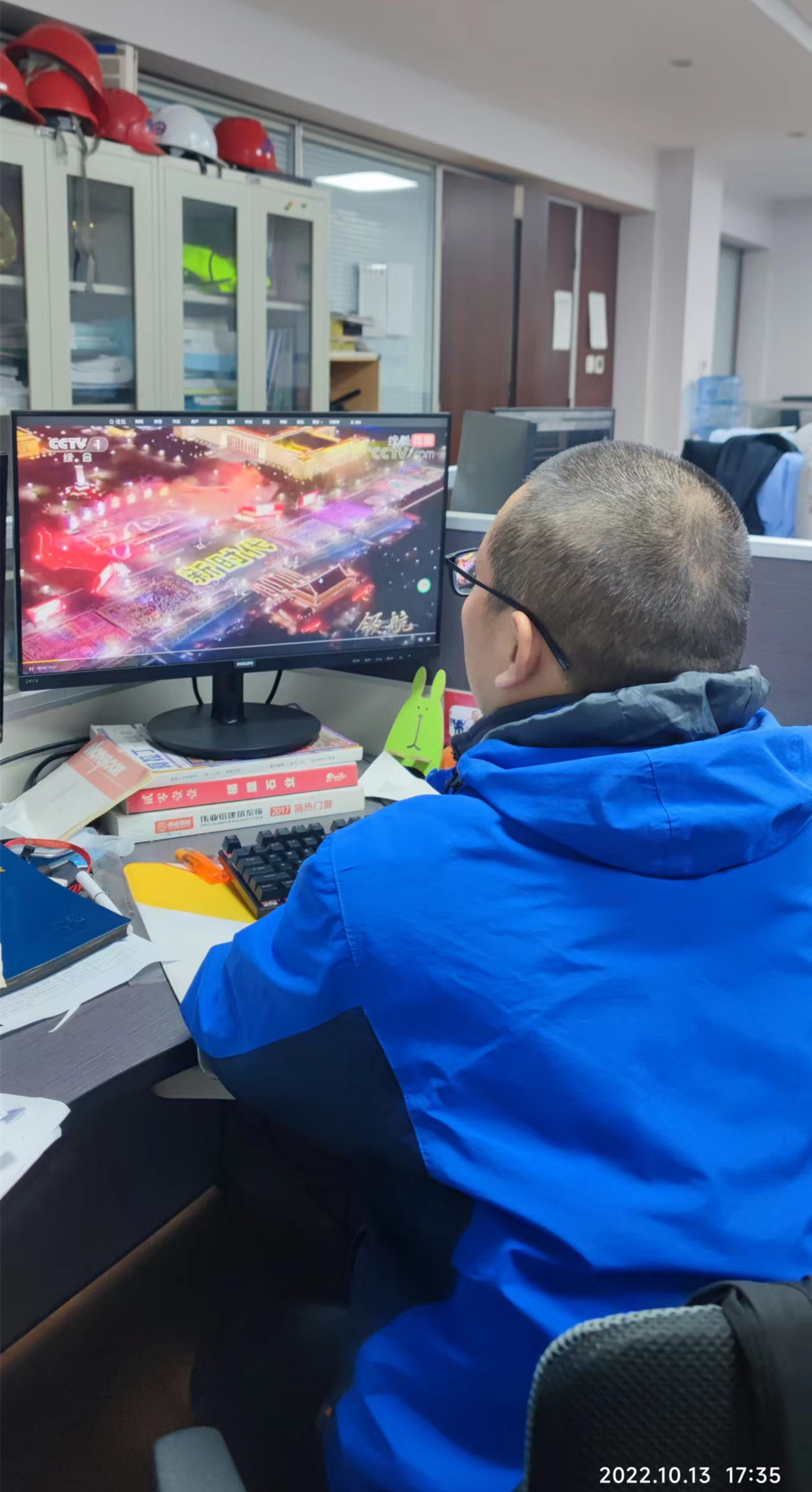 634e402cd5d25.jpg 李凱.jpg