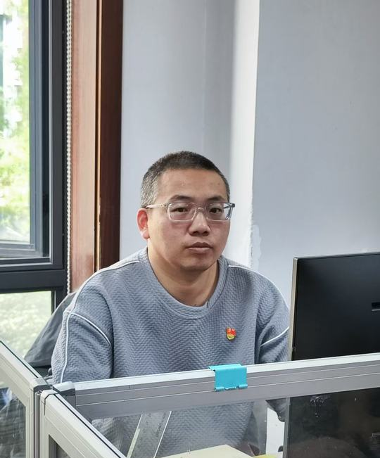 67ff0a375cfe7.png 李凱.png