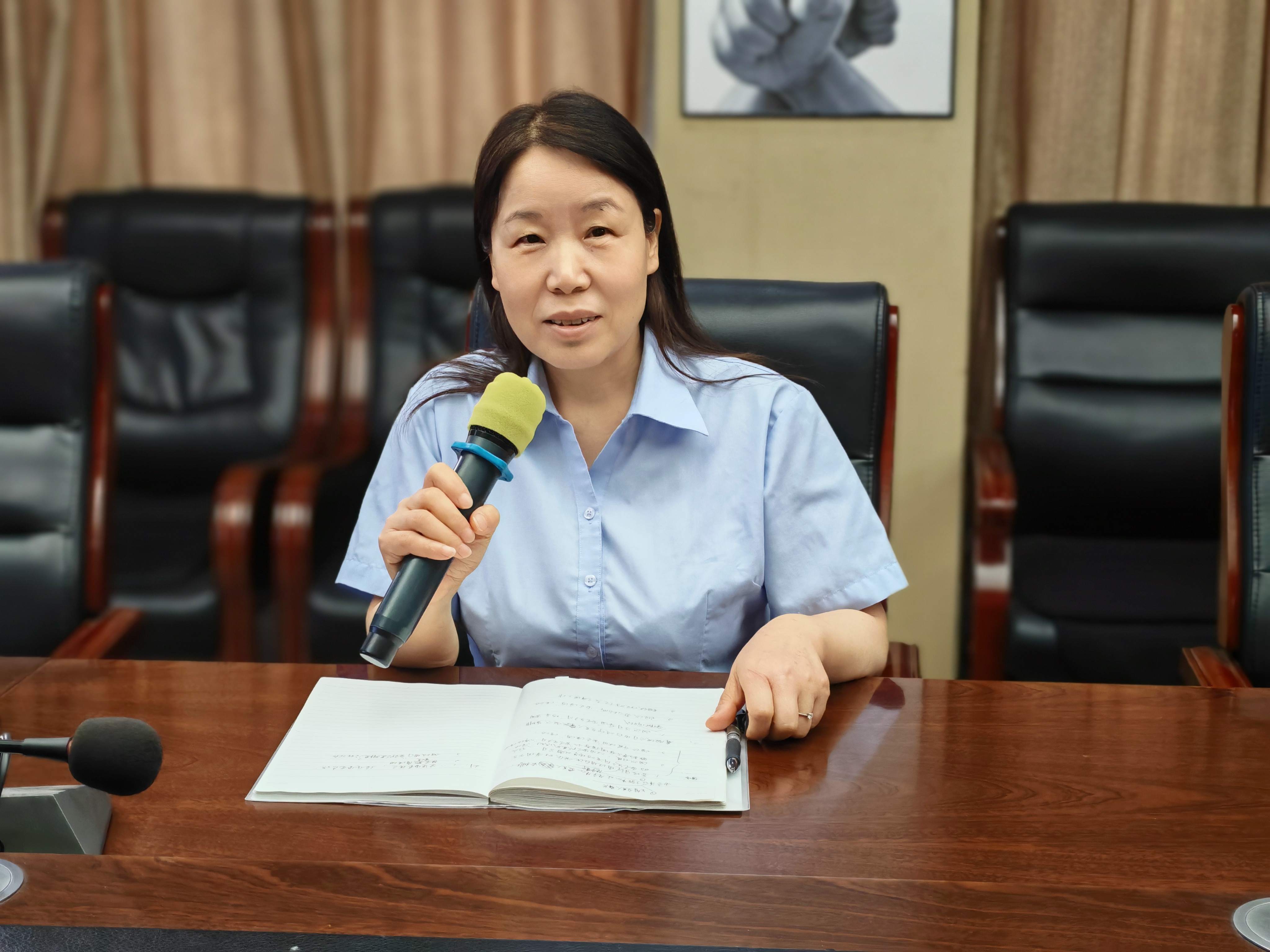 684106c849235.jpg 何總.jpg